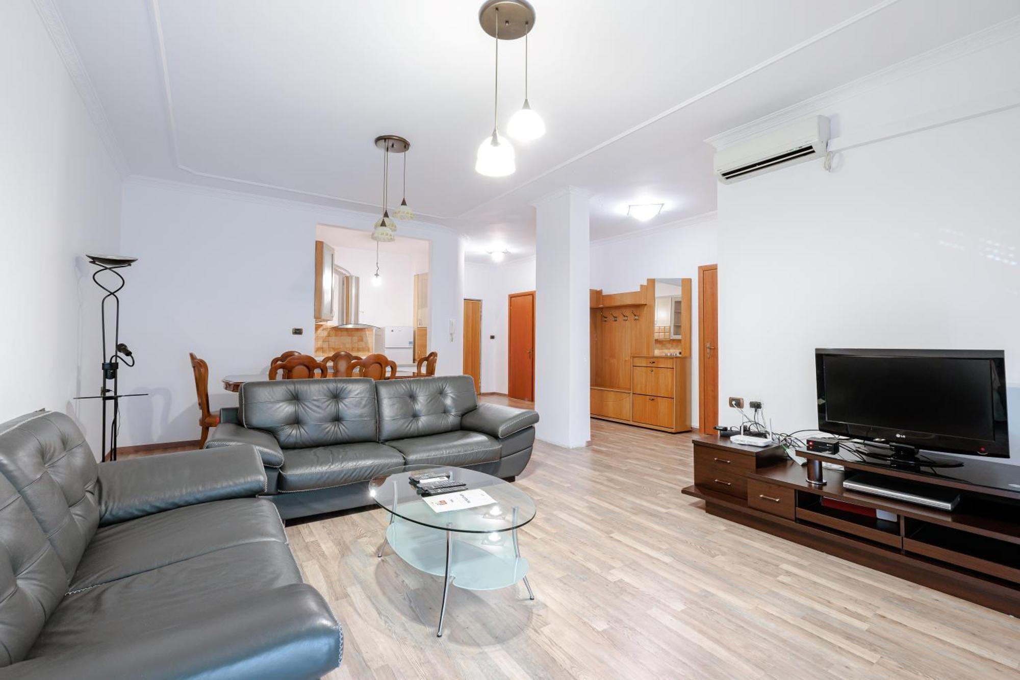 Boutique Hotel Whisky Tirana Habitación foto