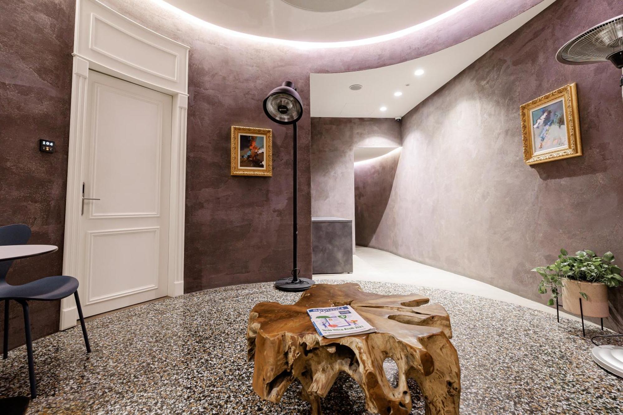 Boutique Hotel Whisky Tirana Exterior foto